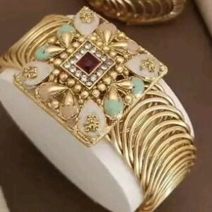 Rajwadi Adjustable Bracelet - Square